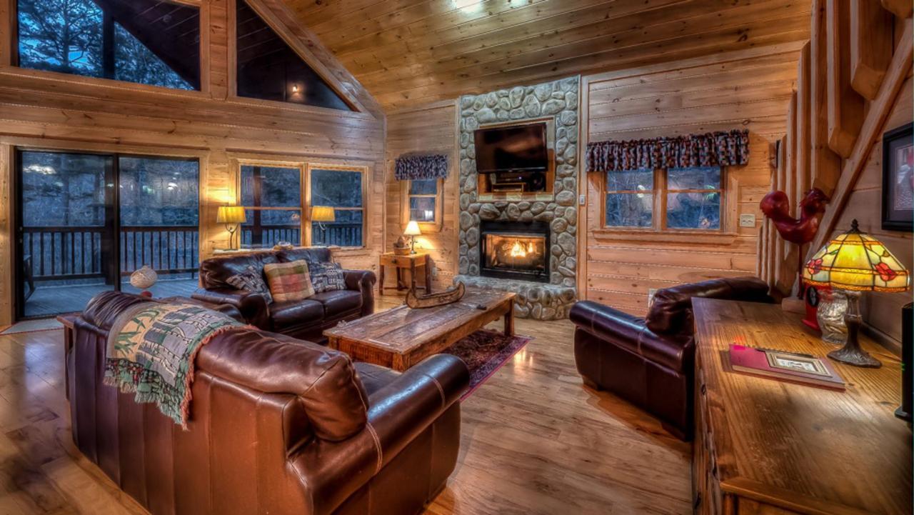 All Decked Out Blue Ridge Buitenkant foto